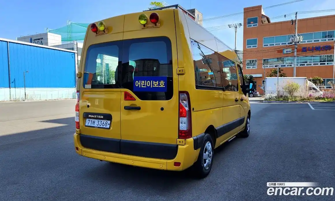 Renault Master 2019 2.3 Механическая в Москве № 329352, фото 13