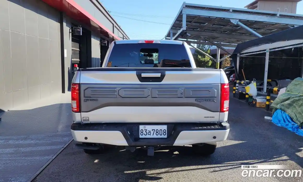 Ford F150 2015 5.0 Автомат в Москве № 344968, фото 6