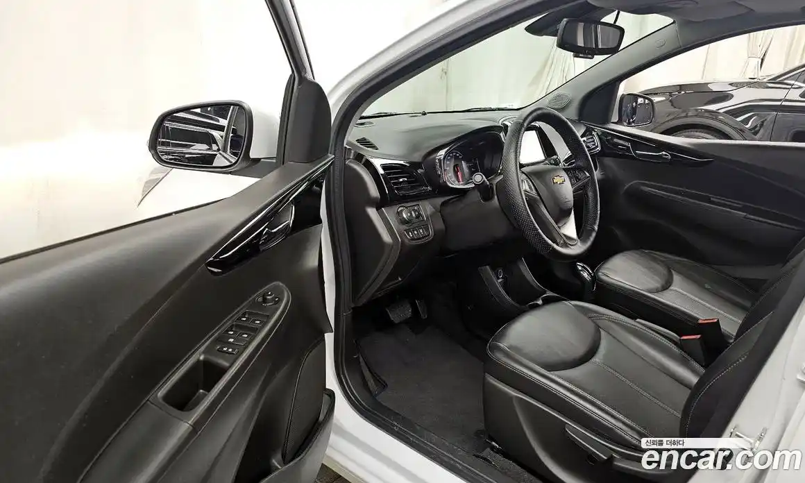 Chevrolet Spark 2017 1.0 Автомат в Москве № 38140, фото 6