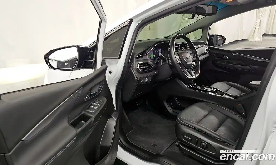 Chevrolet Bolt EV 2022 0.2 Автомат в Москве № 38987, фото 4