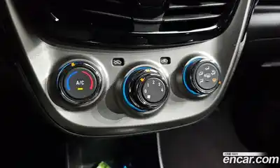 Chevrolet Spark 2018 1.0 Автомат в Москве № 40617, миниатюра 3