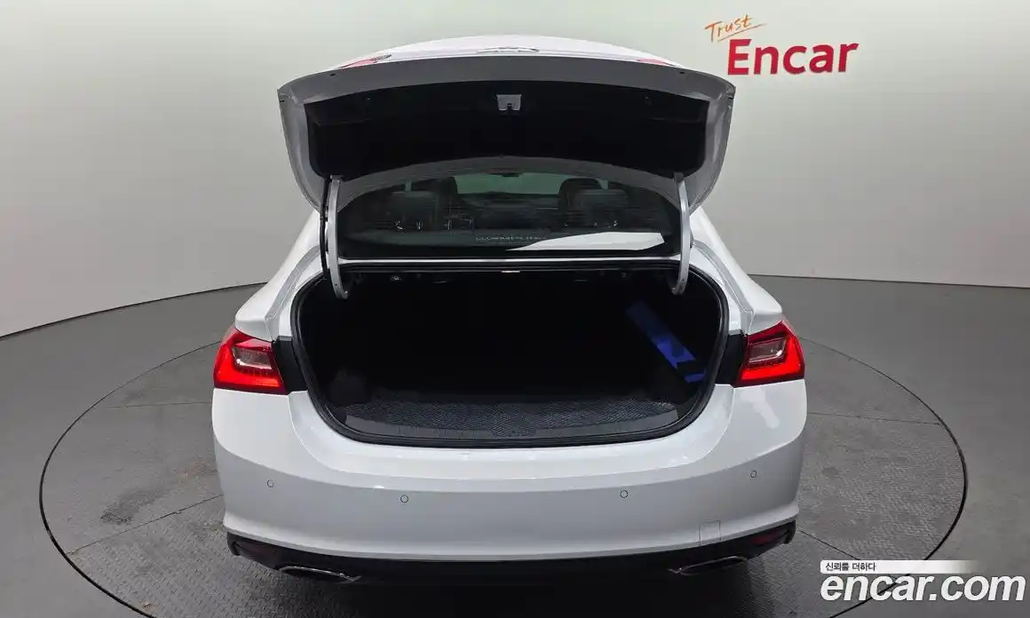 Chevrolet Malibu 2017 2.0 Автомат в Москве № 40863, фото 14