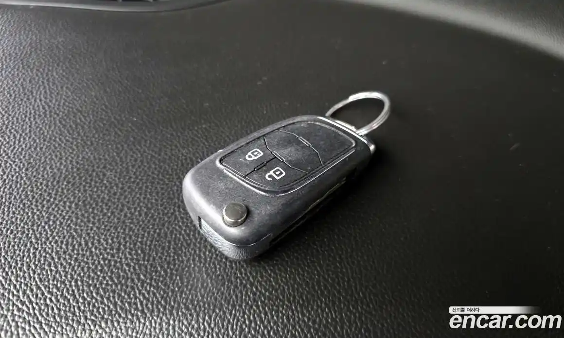 Chevrolet Orlando 2012 2.0 Автомат в Москве № 41103, фото 7