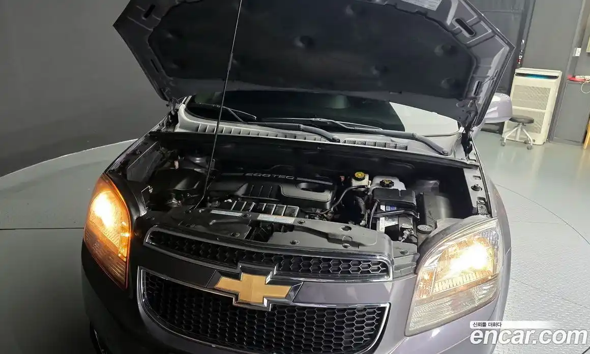 Chevrolet Orlando 2012 2.0 Автомат в Москве № 41103, фото 10