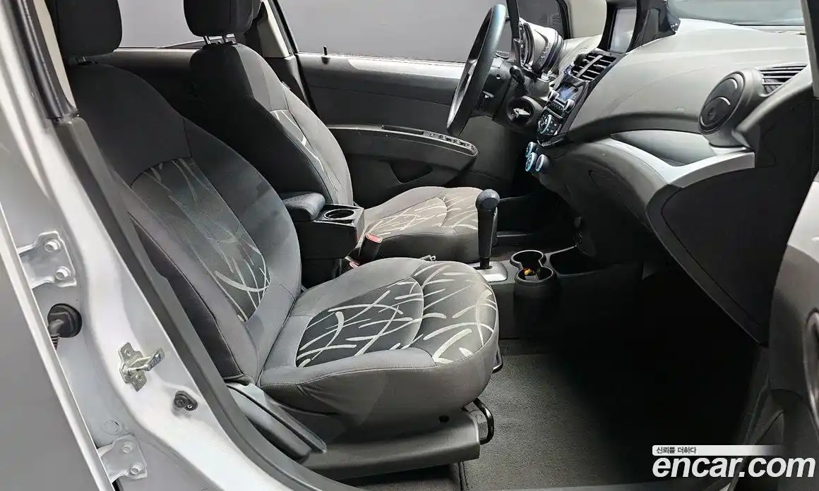 Chevrolet Spark 2014 1.0 Автомат в Москве № 41723, фото 4