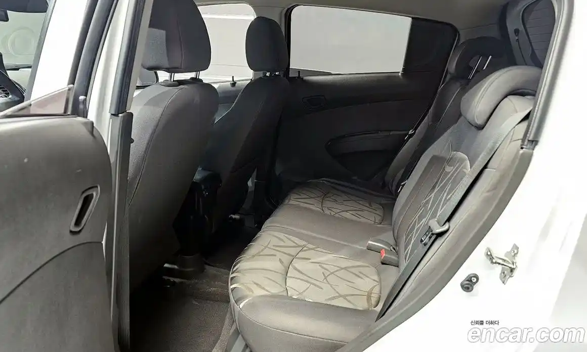 Chevrolet Spark 2014 1.0 Автомат в Москве № 41723, фото 8