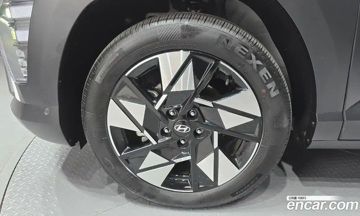 Hyundai Kona 2024 1.6 Автомат в Москве № 46520, фото 10