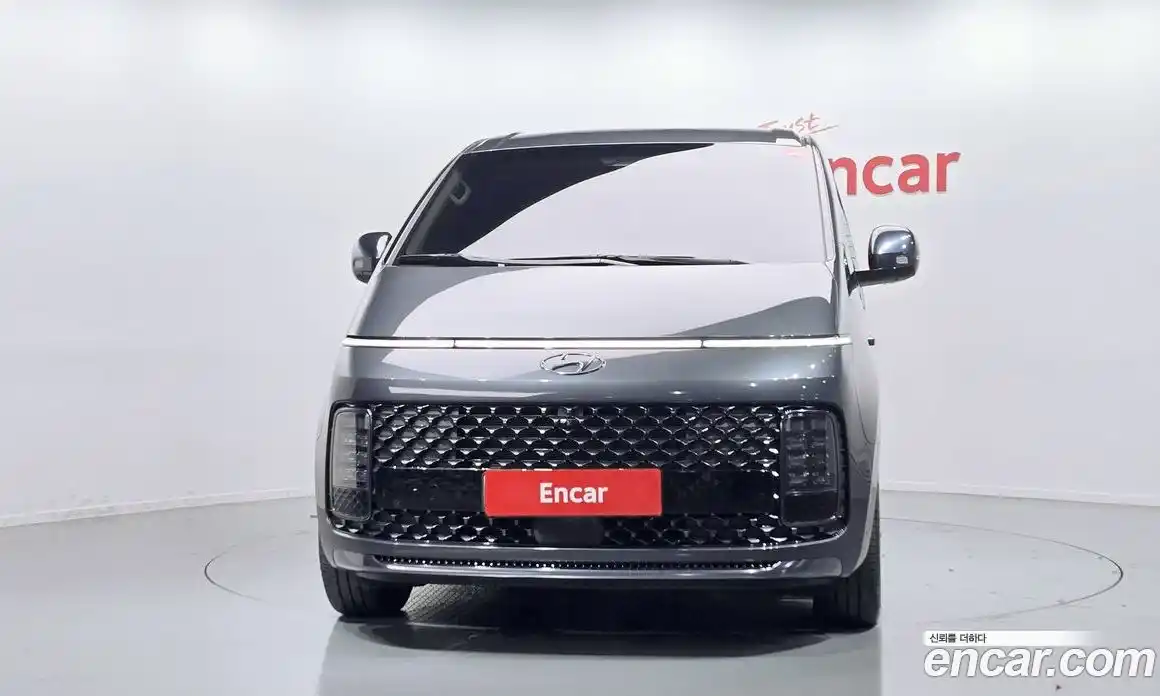 Hyundai Staria 2024 3.5 Автомат в Москве № 49869, фото 15