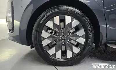 Hyundai Staria 2024 3.5 Автомат в Москве № 49869, миниатюра 6