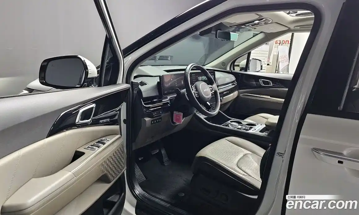 Kia Canival 2024 2.2 Автомат в Москве № 56247, фото 15