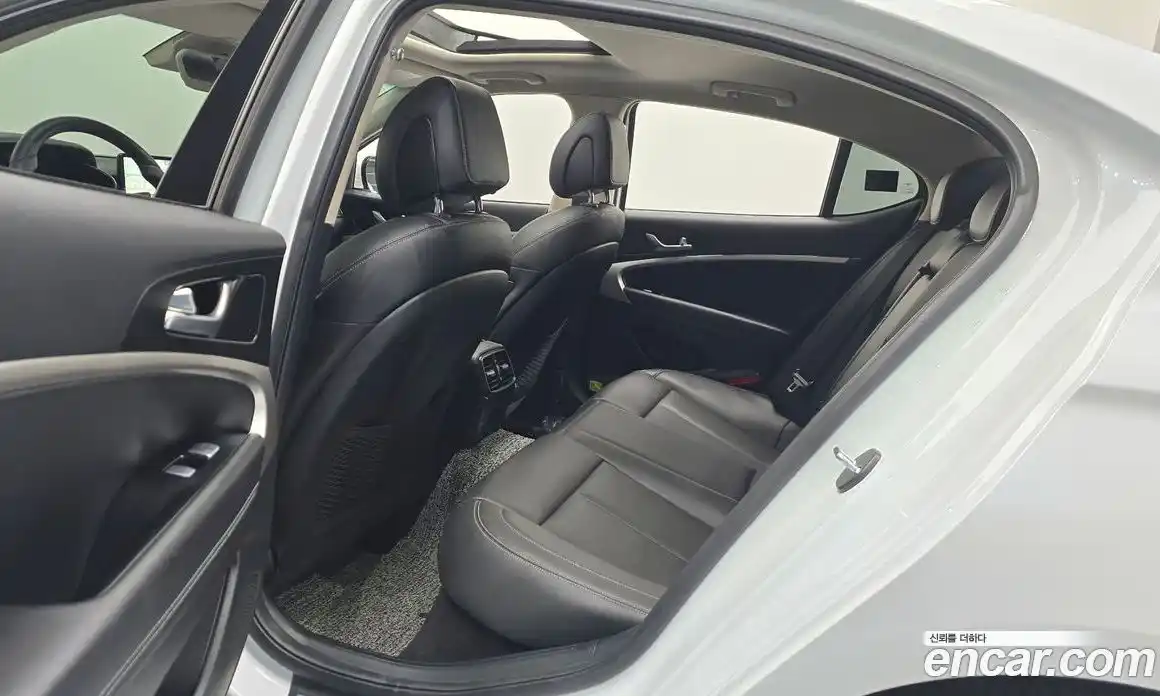 Genesis G70 2023 2.0 Автомат в Москве № 57029, фото 10