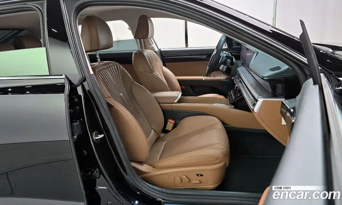 Hyundai Grandeur 2025 1.6 Автомат в Москве № 6916, фото 12