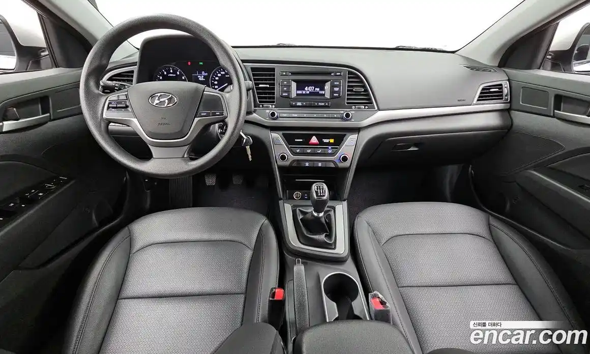 Hyundai Avante 2017 1.6 Механическая в Москве № 8049, фото 1