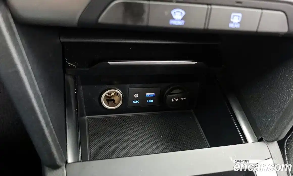 Hyundai Avante 2017 1.6 Механическая в Москве № 8049, фото 18