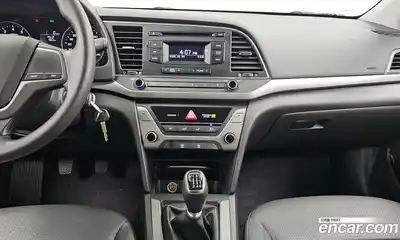 Hyundai Avante 2017 1.6 Механическая в Москве № 8049, миниатюра 8