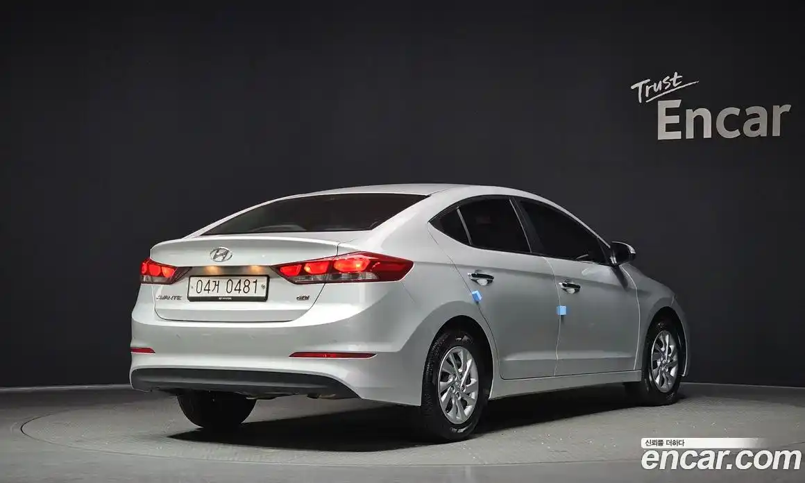 Hyundai Avante 2017 1.6 Механическая в Москве № 8049, фото 10