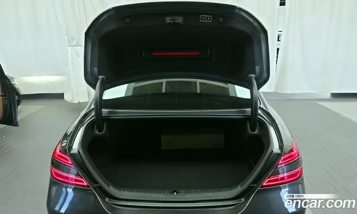 Genesis G70 2022 2.0 Автомат в Москве № 80960, фото 16