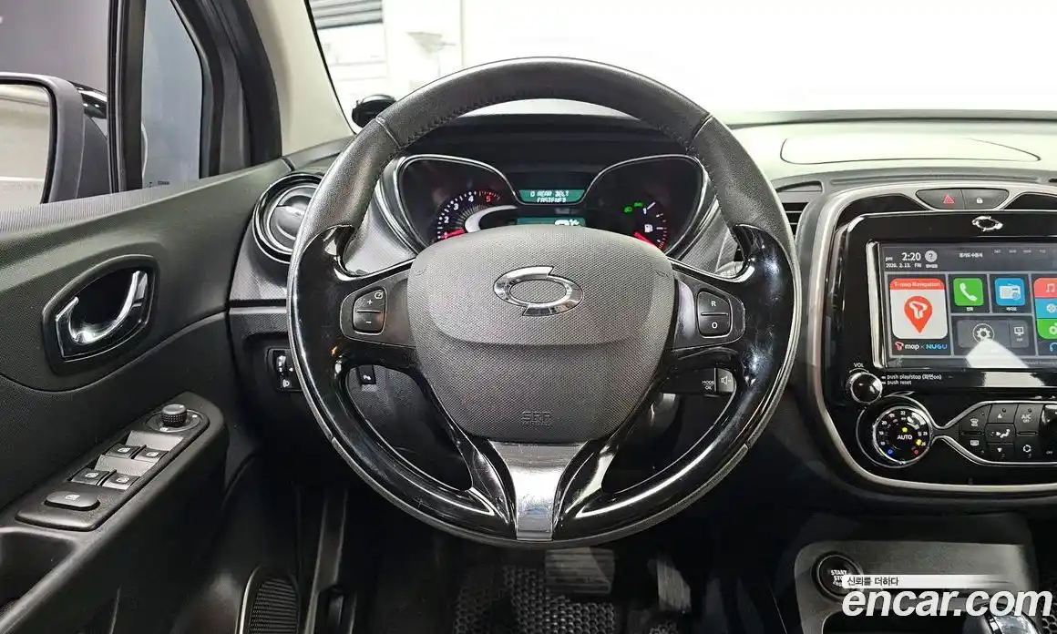 Renault QM3 2016 1.5 Автомат в Москве № 107524, фото 20