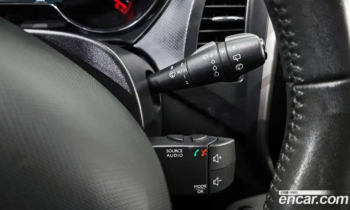 Renault QM3 2016 1.5 Автомат в Москве № 107524, фото 10