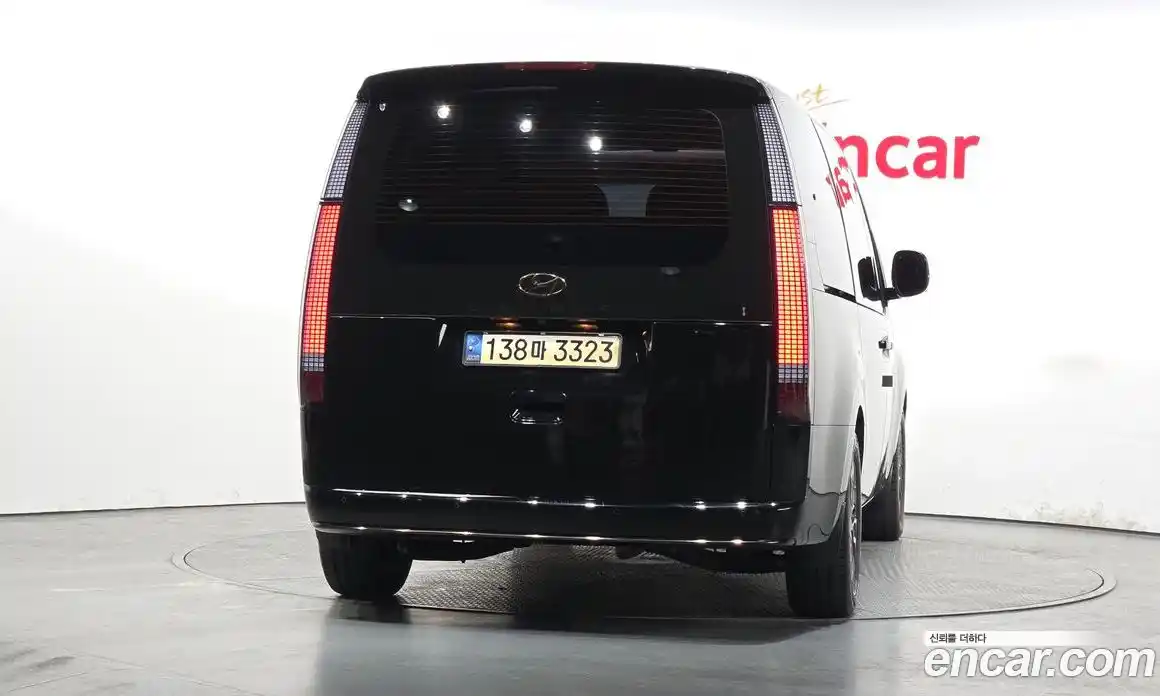 Hyundai Staria 2022 3.5 Автомат в Москве № 110393, фото 16