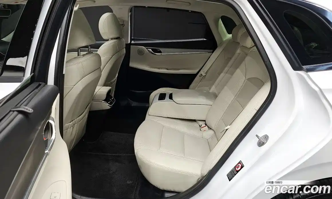 Hyundai Grandeur 2023 2.5 Автомат в Москве № 112140, фото 18