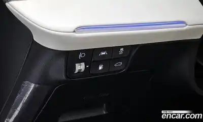 Hyundai Grandeur 2023 2.5 Автомат в Москве № 112140, миниатюра 4