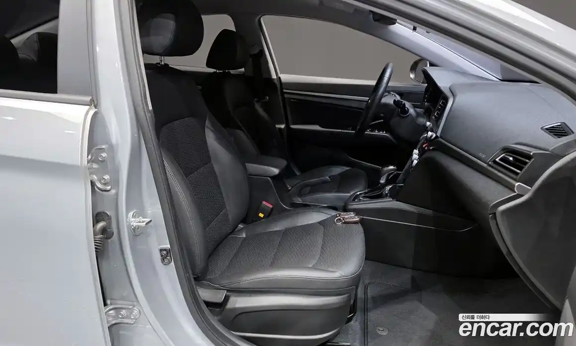 Hyundai Avante 2020 1.6 Автомат в Москве № 113291, фото 16