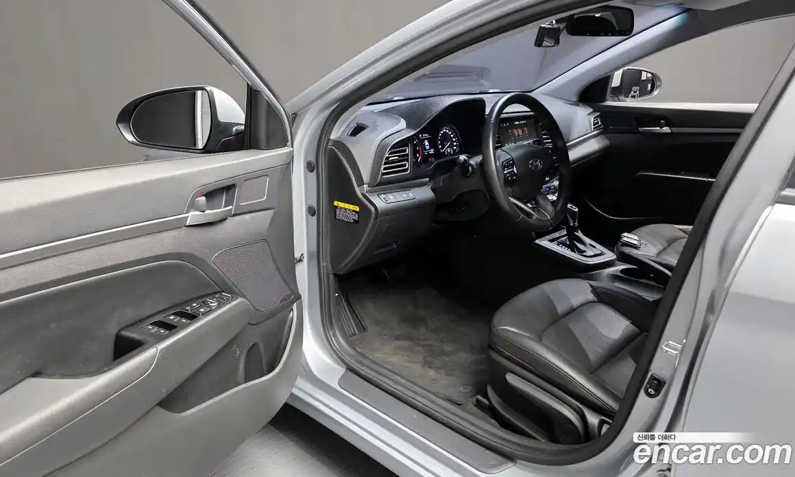 Hyundai Avante 2020 1.6 Автомат в Москве № 113291, фото 20