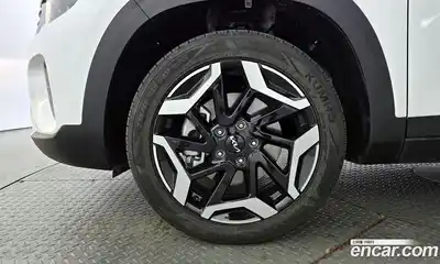 Kia Seltos 2026 1.6 Автомат в Москве № 114344, миниатюра 9