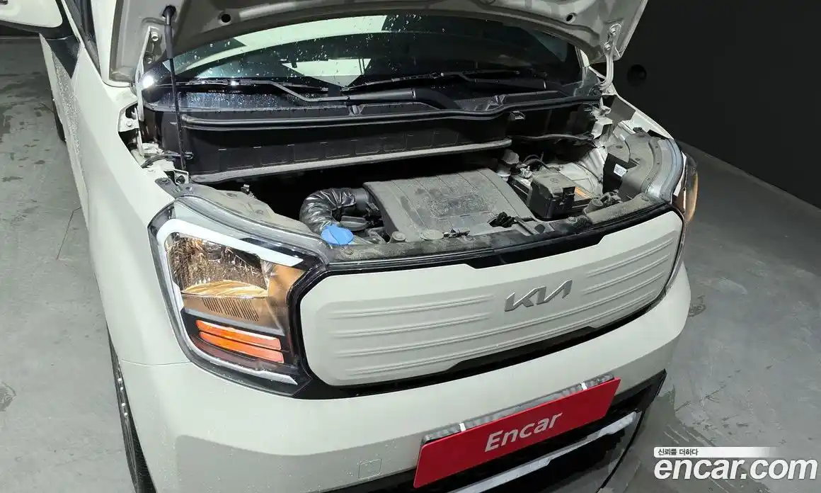 Kia Ray 2023 1.0 Автомат в Москве № 115305, фото 19