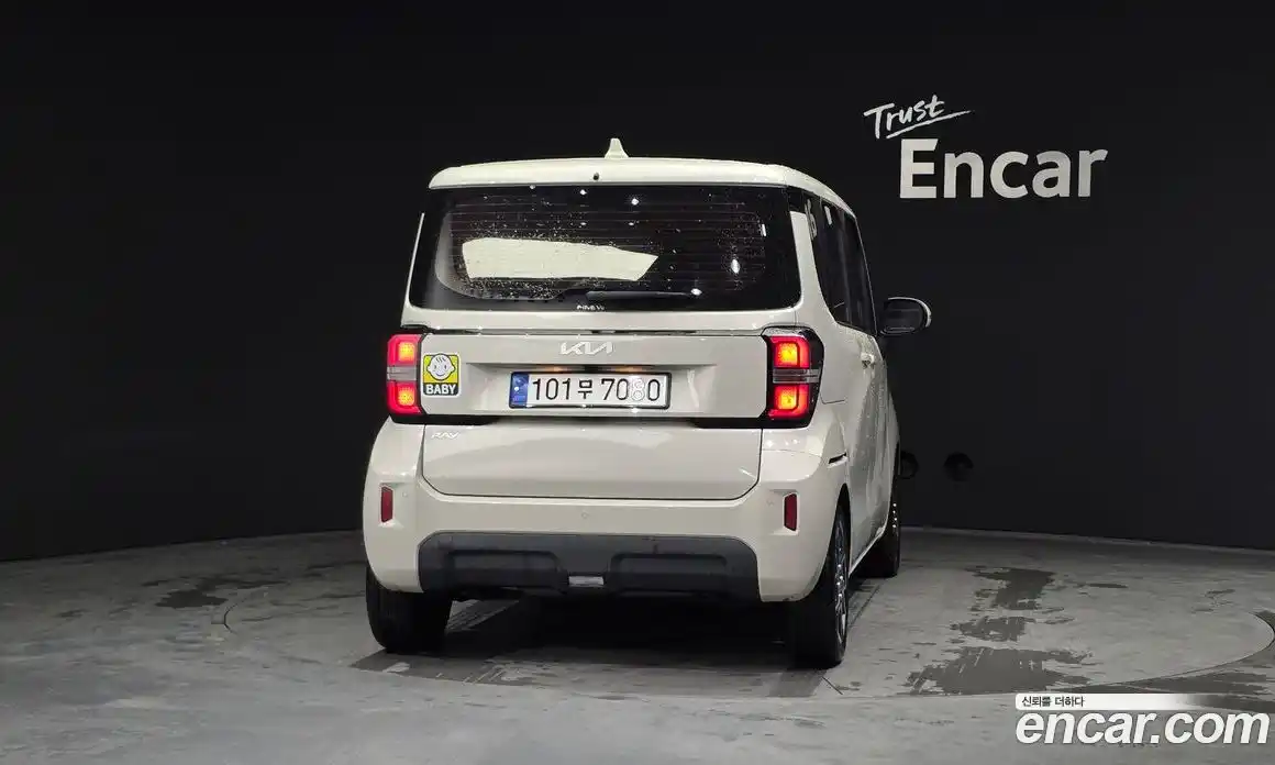 Kia Ray 2023 1.0 Автомат в Москве № 115305, фото 4