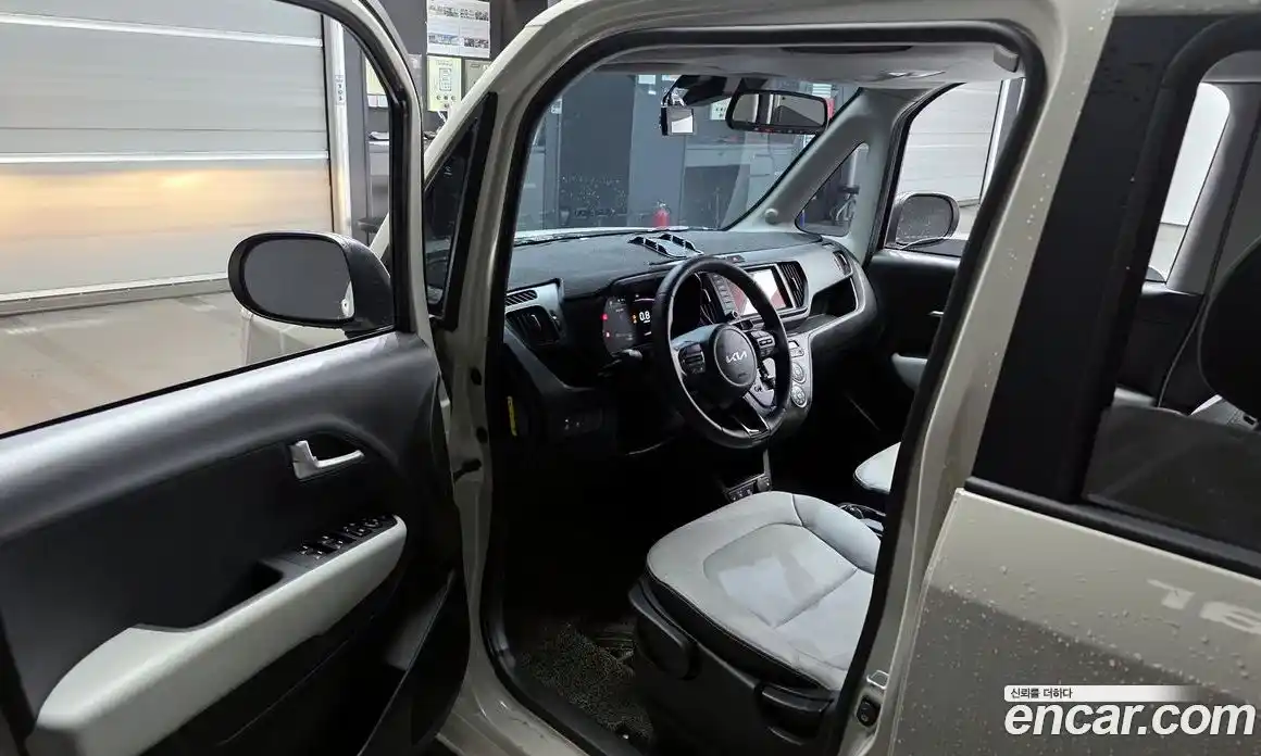 Kia Ray 2023 1.0 Автомат в Москве № 115305, фото 8