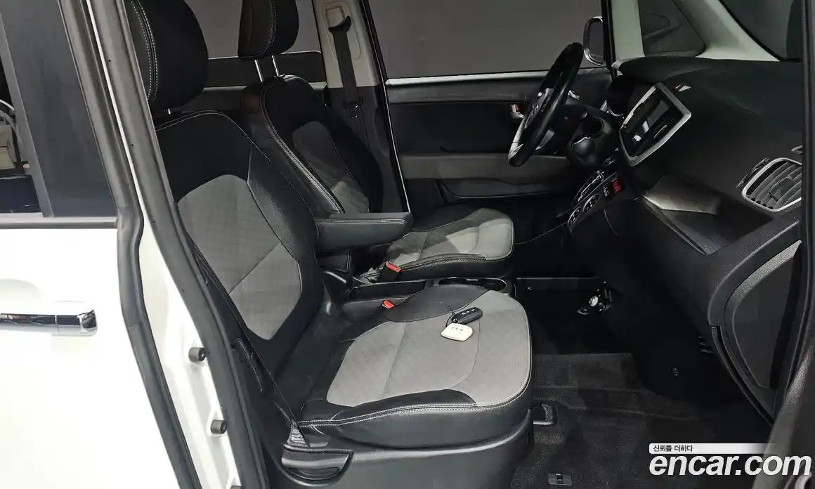 Kia Ray 2021 1.0 Автомат в Москве № 115694, фото 18