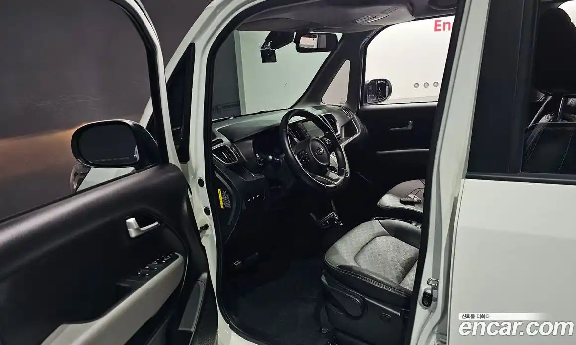 Kia Ray 2021 1.0 Автомат в Москве № 115694, фото 19