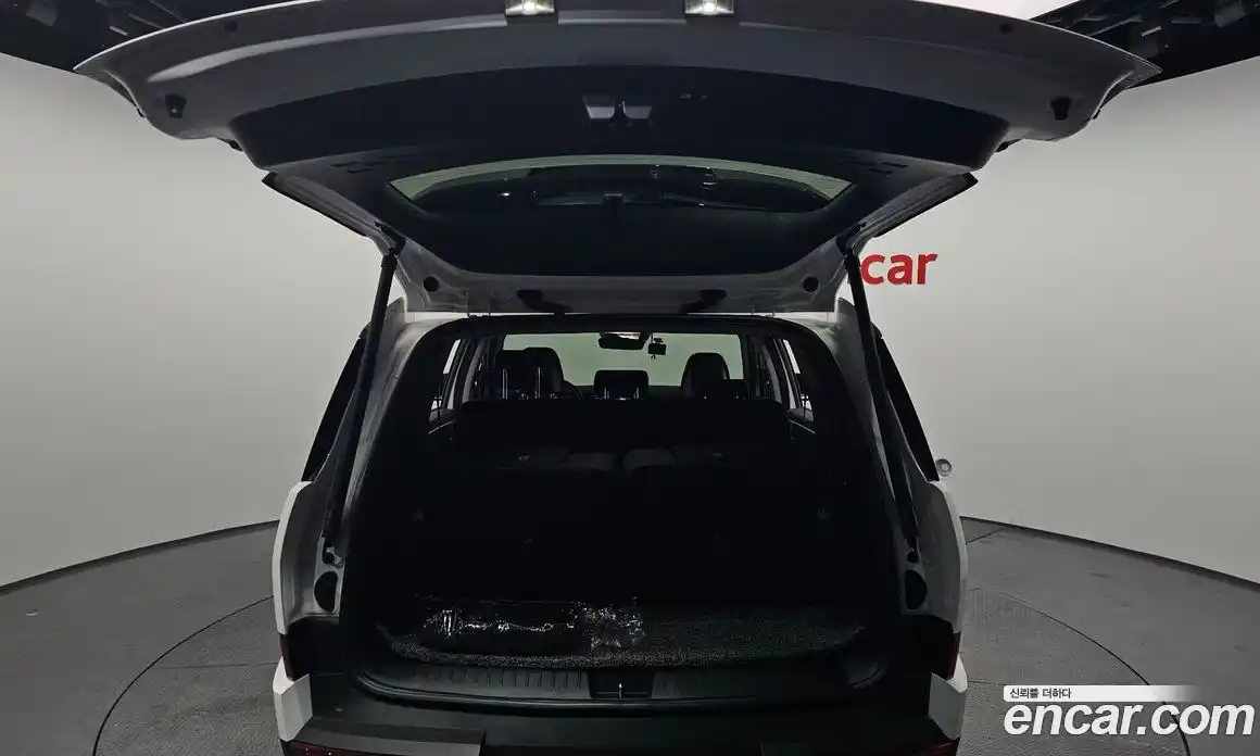 Hyundai Santa Fe 2025 1.6 Автомат в Москве № 115768, фото 15