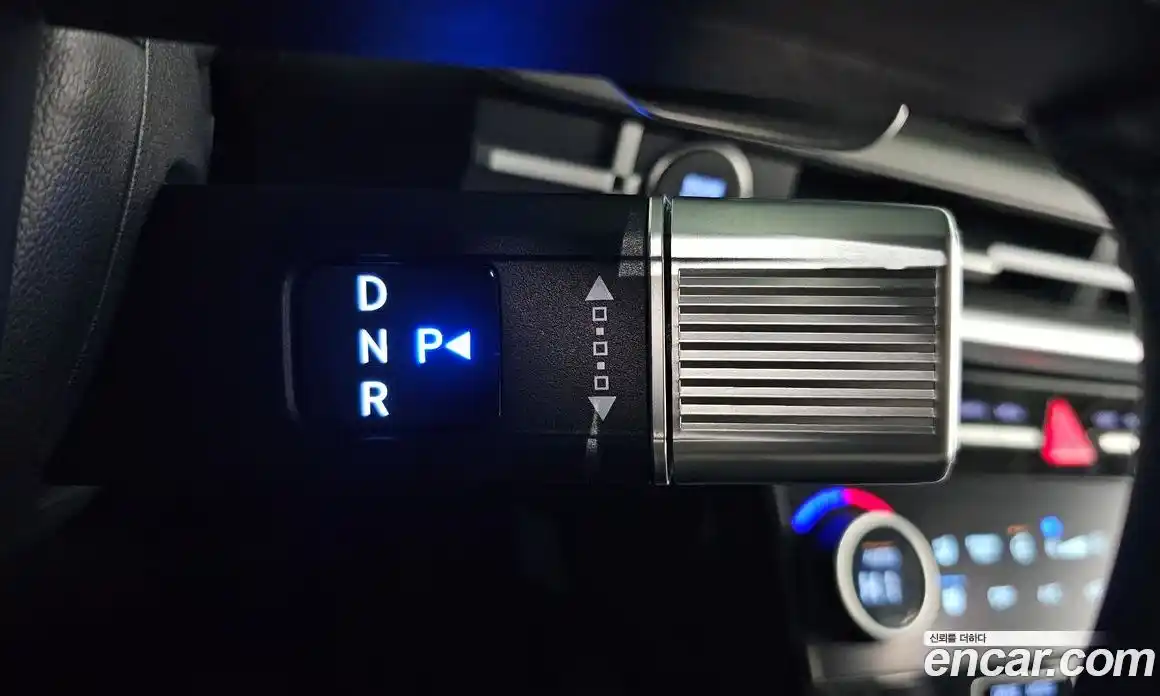 Hyundai Santa Fe 2025 1.6 Автомат в Москве № 115768, фото 4