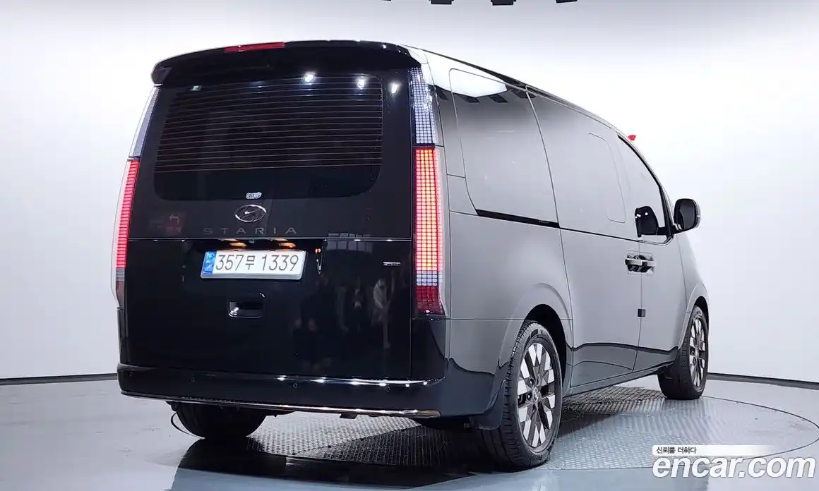 Hyundai Staria 2023 2.2 Автомат в Москве № 11584, фото 19