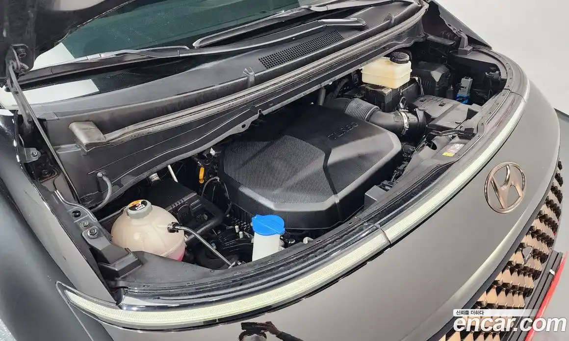 Hyundai Staria 2023 2.2 Автомат в Москве № 11584, фото 7