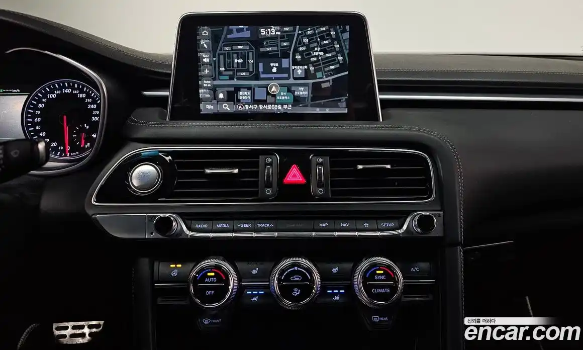 Genesis G70 2018 2.0 Автомат в Москве № 117620, фото 13