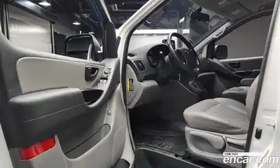 Hyundai Starex 2021 2.5 Автомат в Москве № 12053, миниатюра 10