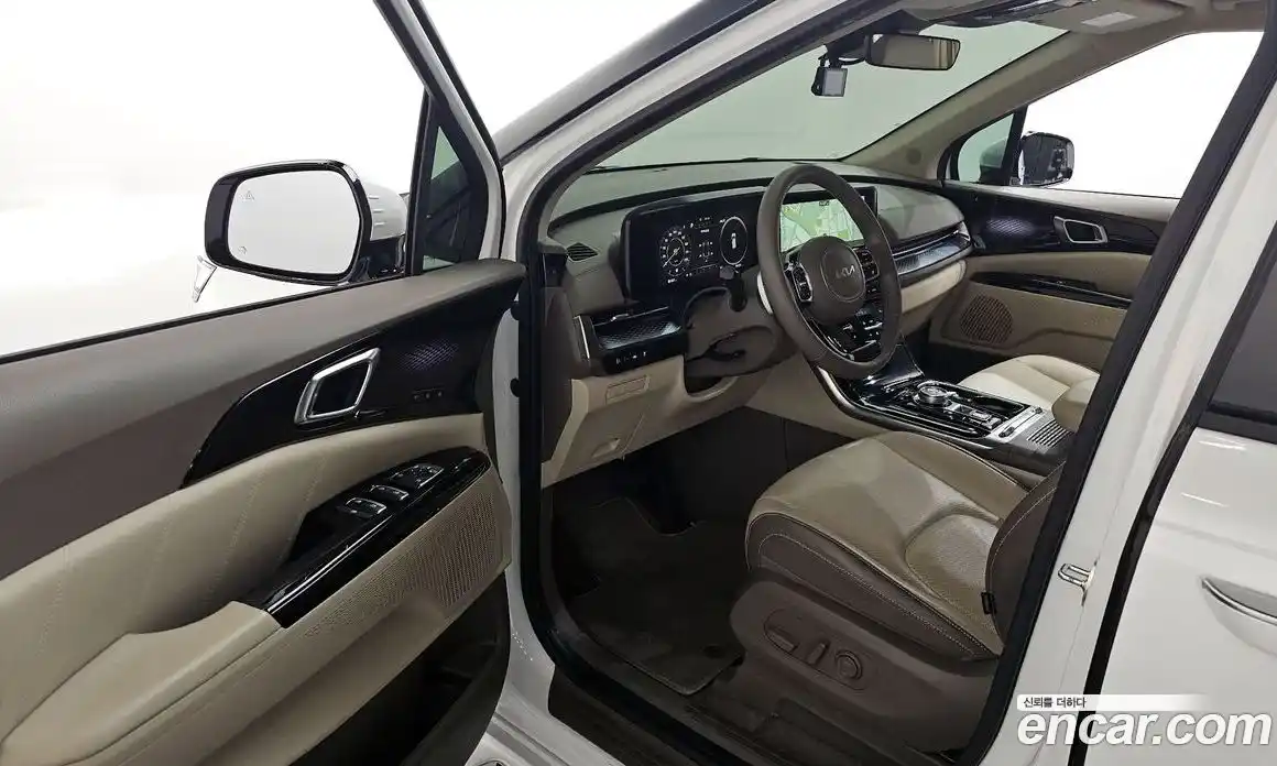 Kia Canival 2022 2.2 Автомат в Москве № 121665, фото 5