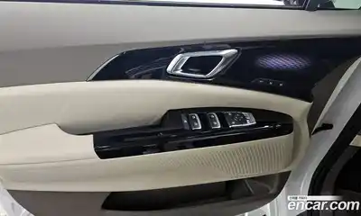 Kia Canival 2022 2.2 Автомат в Москве № 121665, миниатюра 8