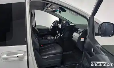 Hyundai Staria 2025 1.6 Автомат в Москве № 130541, миниатюра 3