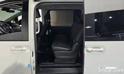 Hyundai Staria 2025 1.6 Автомат в Москве № 130541, миниатюра 4