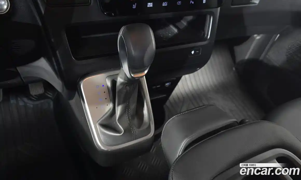 Hyundai Staria 2025 1.6 Автомат в Москве № 130541, фото 7