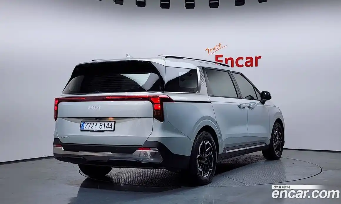 Kia Canival 2024 3.5 Автомат в Москве № 131262, фото 7