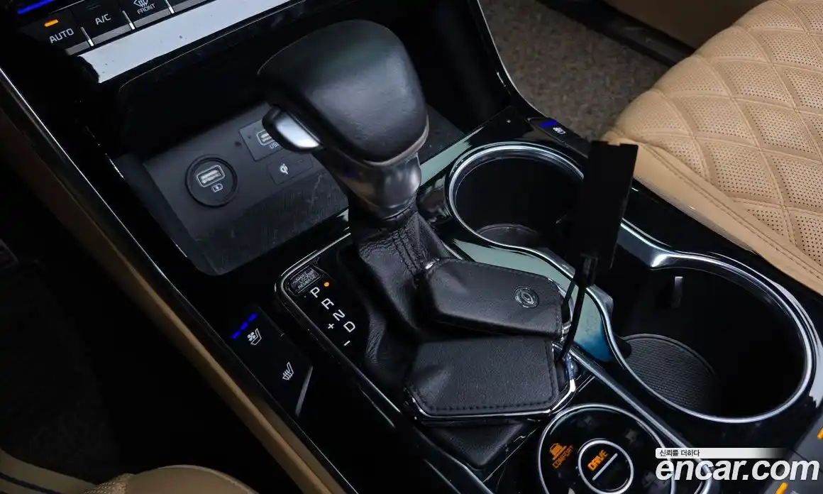 Kia Mohave 2021 3.0 Автомат в Москве № 131365, фото 19