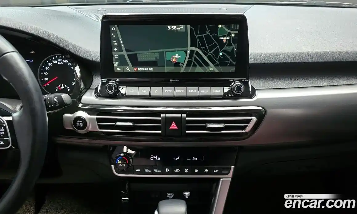 Kia Seltos 2022 1.6 Автомат в Москве № 131368, фото 20