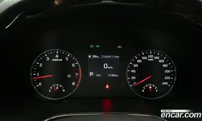 Kia Seltos 2022 1.6 Автомат в Москве № 131368, миниатюра 2