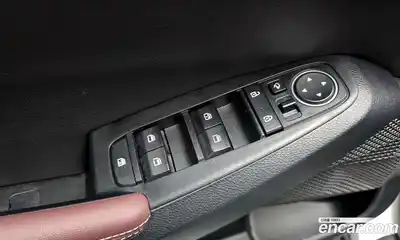 Kia Seltos 2022 1.6 Автомат в Москве № 131368, миниатюра 10